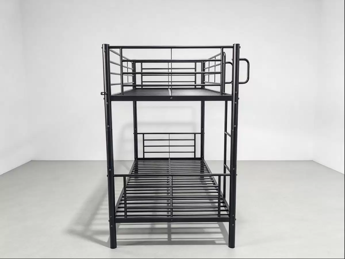 Guardrail detail on steel bunk bed tested to AS/NZS 4220
