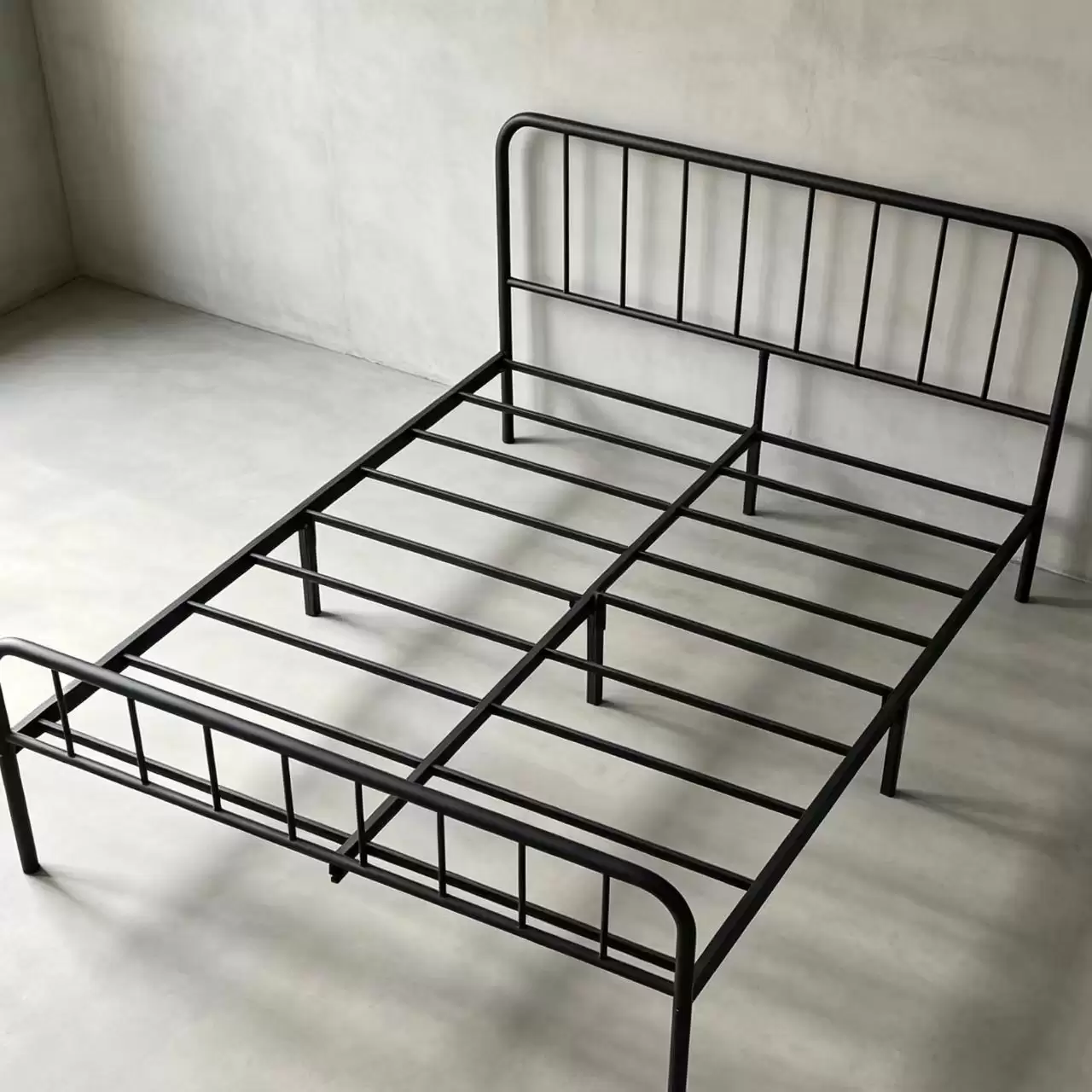Heavy‑Duty Metal Platform Bed Frame | MPB‑0812
