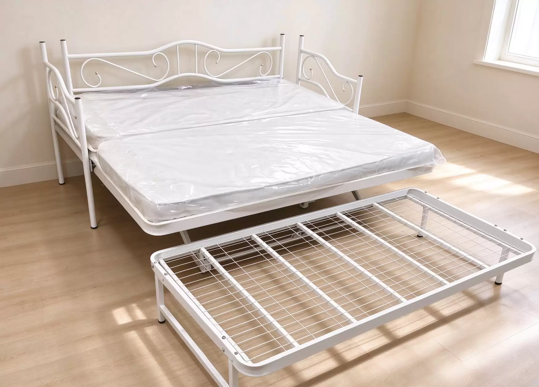Metal Day Bed With Pop-Up Trundle | NSB-19